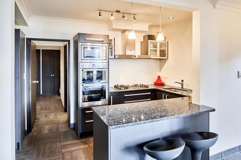 Photo of property in 7 Wilkinson Street, Oriental Bay, Wellington, 6011