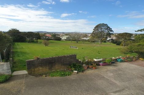 Photo of property in 40a/3 West Coast Road, Glen Eden, Auckland, 0602