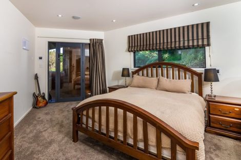 Photo of property in 74 Wakeman Road, Acacia Bay, Taupo, 3330