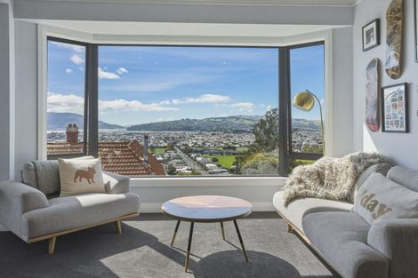 Photo of property in 11 Middleton Road, Kew, Dunedin, 9012
