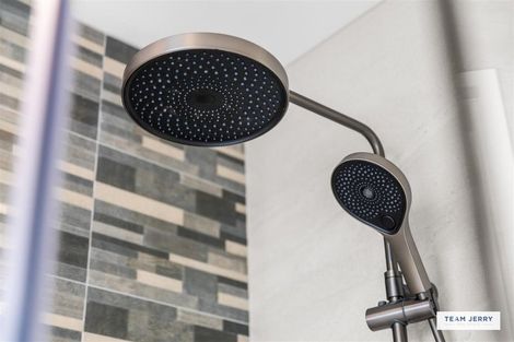 Photo of property in 339b Bucklands Beach Road, Bucklands Beach, Auckland, 2012