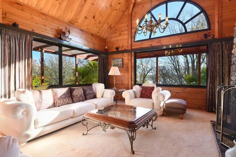 Photo of property in 20 Tupara Crescent, Kawaha Point, Rotorua, 3010