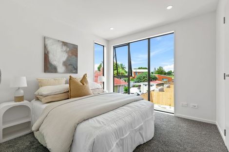 Photo of property in 20a Fairdene Avenue, Henderson, Auckland, 0610