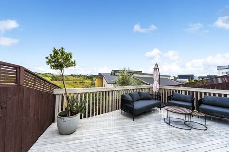 Photo of property in 103 Waekahu Road, Westgate, Auckland, 0814