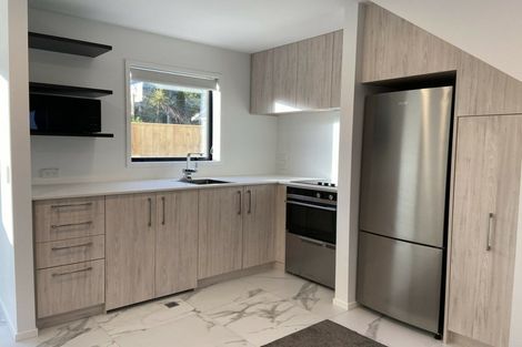 Photo of property in 4/22 Yeovil Road, Te Atatu Peninsula, Auckland, 0610