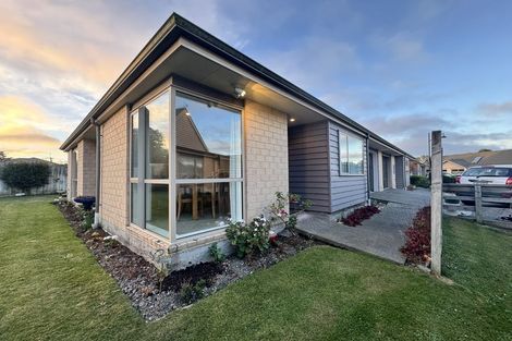 Photo of property in Sanctuary Villas, 33/294 Mairehau Road, Burwood, Christchurch, 8083