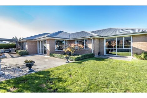 Photo of property in 48 Huntingdon Drive, Rangiora, 7400