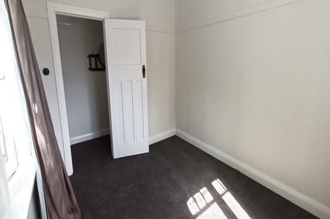 Photo of property in 6 Putnam Street, Northland, Wellington, 6012