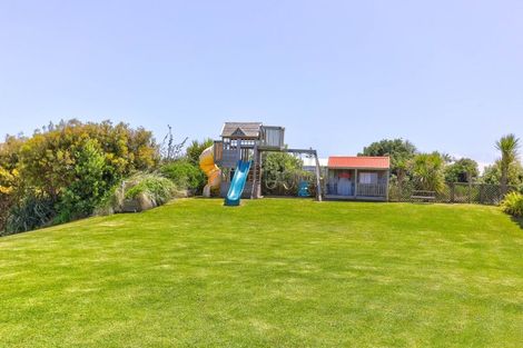 Photo of property in 31 Longbeach Drive, Castlecliff, Whanganui, 4501