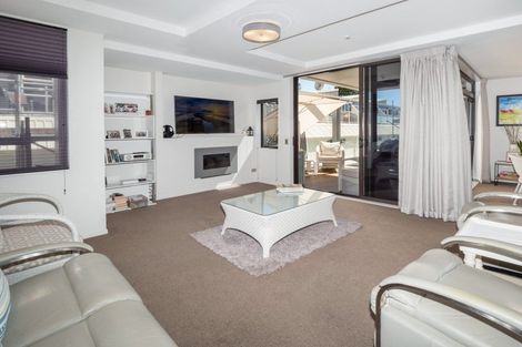 Photo of property in 13/48 Marine Parade, Mount Maunganui, 3116