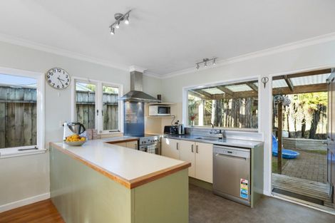 Photo of property in 100 Mansels Road, Parkvale, Tauranga, 3112