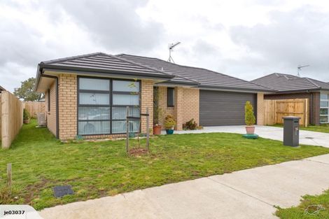 Photo of property in 8 Matawai Puna Drive, Pukekohe, 2120