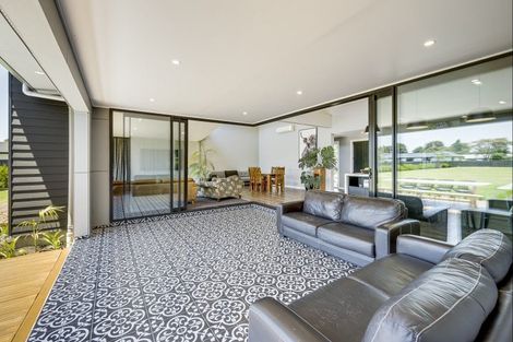 Photo of property in 68 Mcelwee Street, Jervoistown, Napier, 4112