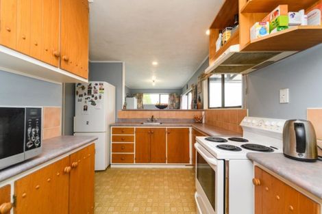 Photo of property in 8 Colonial Place, Kelvin Grove, Palmerston North, 4414