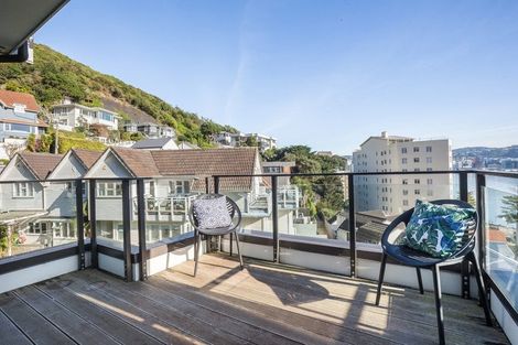 Photo of property in 1c Wilkinson Street, Oriental Bay, Wellington, 6011