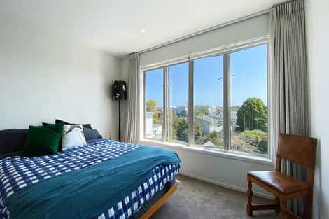 Photo of property in 9/83 Hinemoa Street, Birkenhead, Auckland, 0626