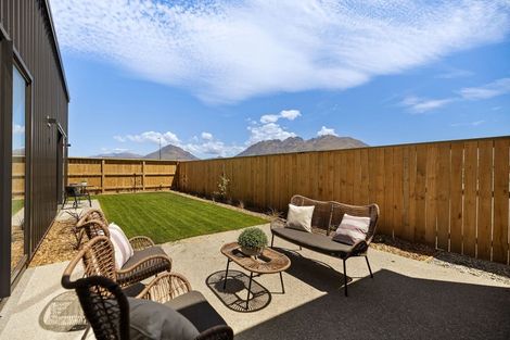 Photo of property in 44 Forage Road, Jacks Point, 9371