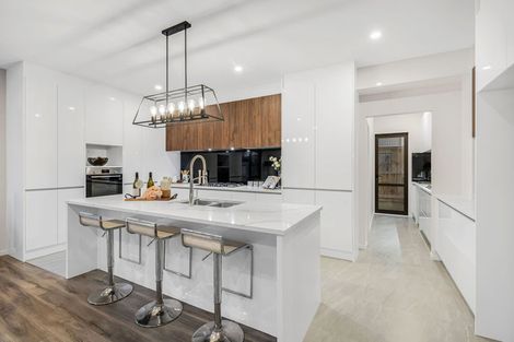 Photo of property in 54 Drumbuoy Drive, Flat Bush, Auckland, 2019
