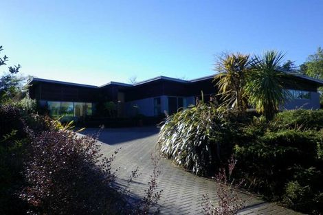 Photo of property in 50 Parawera Drive, Acacia Bay, Taupo, 3330