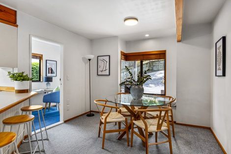 Photo of property in 28 Pohutukawa Avenue, Red Beach, 0932