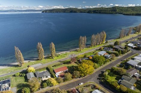 Photo of property in 11 Keitha Place, Kinloch, Taupo, 3377