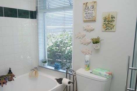 Photo of property in 89 Eatwell Avenue, Paraparaumu Beach, Paraparaumu, 5032