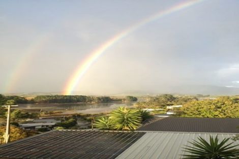 Photo of property in 6a Manukau Road, Raglan, 3225