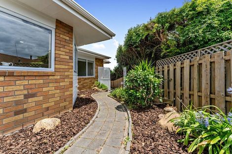 Photo of property in 4/15 Edendale Road, Somerville, Auckland, 2014