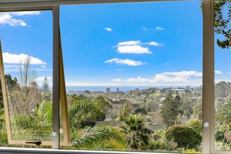 Photo of property in 60b Topliss Drive, Northcross, Auckland, 0632