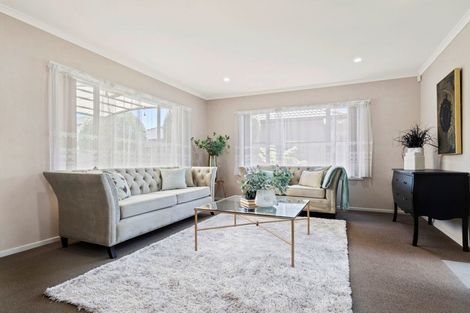 Photo of property in 13 Amapur Place, Flat Bush, Auckland, 2019