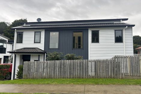 Photo of property in 1 Rangimarie Close, Opaheke, Papakura, 2113