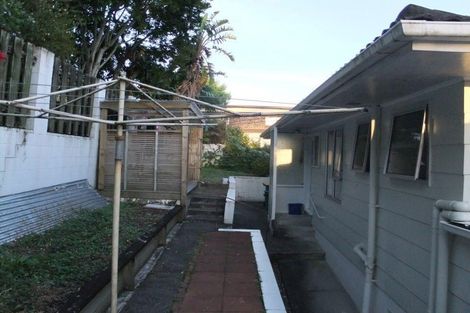 Photo of property in 23 Anich Road, Massey, Auckland, 0614