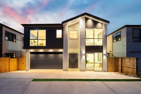 Photo of property in 21 Black Shed Road, Flat Bush, 2019