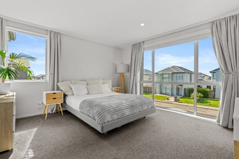 Photo of property in 16 Hakaro Way, Takanini, 2112