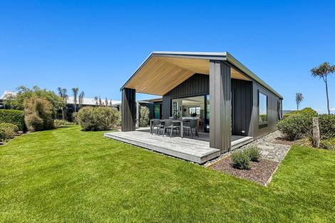 Photo of property in 46 Lacebark Drive, Kinloch, Taupo, 3377