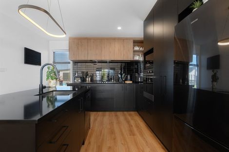 Photo of property in 73 Pasture Way, Papamoa, 3118