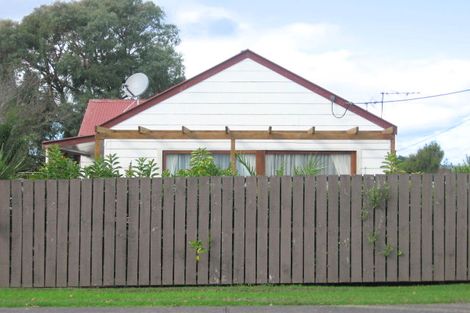Photo of property in 106a Bruce Mclaren Road, Henderson, Auckland, 0612