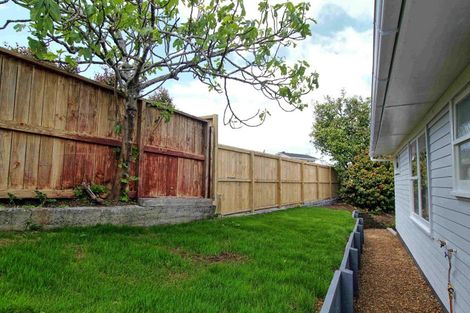 Photo of property in 1/3 Flaxdale Street, Birkdale, Auckland, 0626