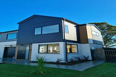 Photo of property in 72 Mawai Hakona Drive, Wallaceville, Upper Hutt, 5018