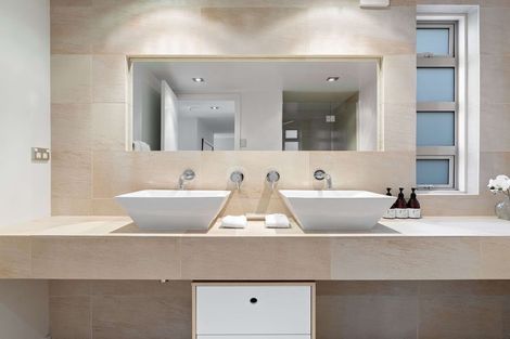 Photo of property in 74 Panorama Terrace, Queenstown, 9300