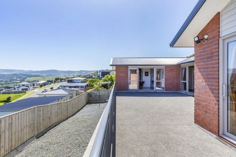 Photo of property in 12 Pacific View, Whitby, Porirua, 5024