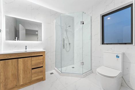 Photo of property in 18 Dotterel Place, Westgate, Auckland, 0614