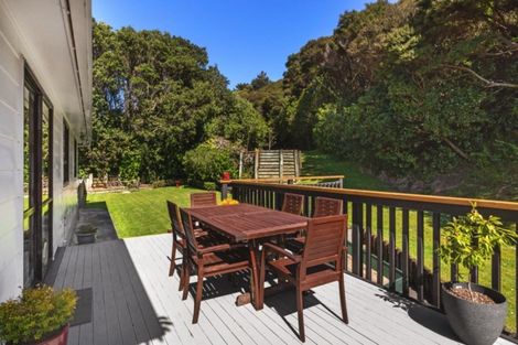 Photo of property in 14 Longitude Place, Whitby, Porirua, 5024