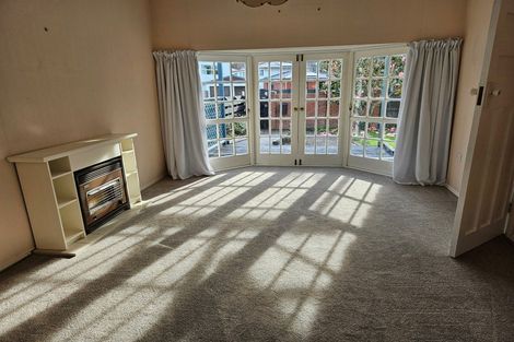 Photo of property in 58 Hautana Street, Woburn, Lower Hutt, 5010