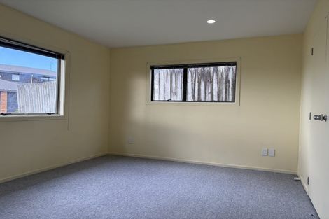 Photo of property in 34a Bronzewing Terrace, Unsworth Heights, Auckland, 0632