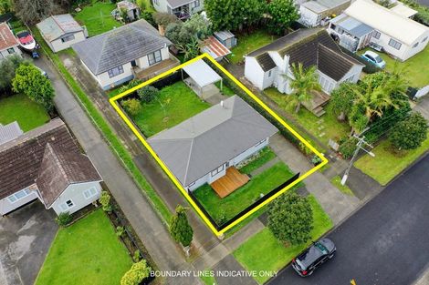 Photo of property in 2/13 John Street, Mangere East, Auckland, 2024