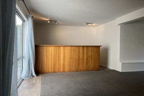 Photo of property in 20 Santiago Crescent, Unsworth Heights, Auckland, 0632