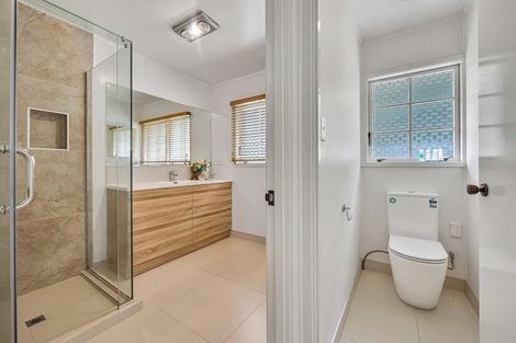 Photo of property in 1/7 Kentigern Close, Pakuranga, Auckland, 2010