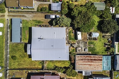 Photo of property in 70 Domett Street, Waitara, 4320