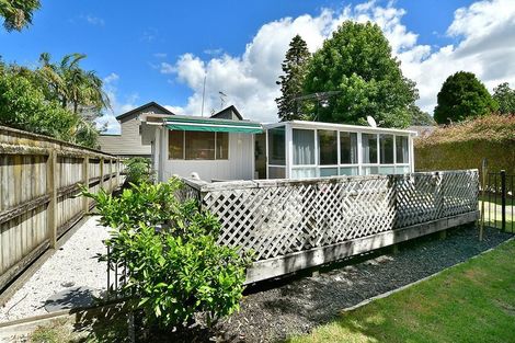 Photo of property in 23 Lillian Place, Orewa, 0931